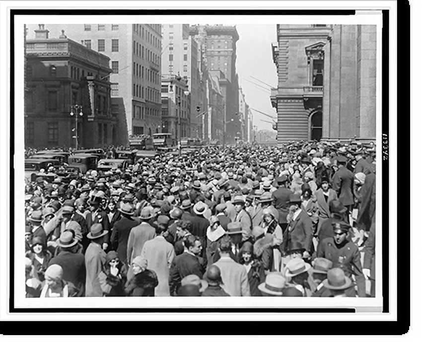 Historic Print, The Easter Sunday throngs on Fifth Avenue, 16" x 20