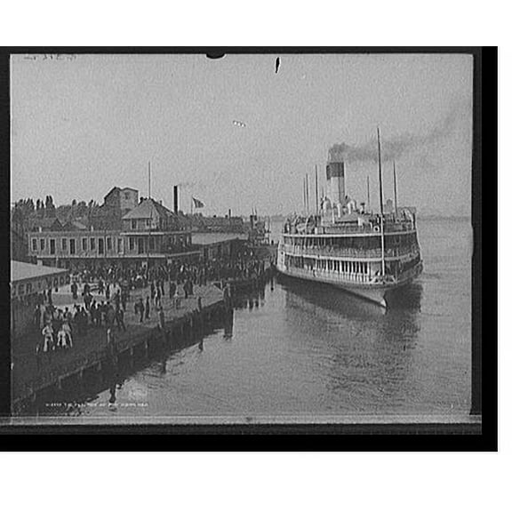 Historic Print, The Tashmoo at Port Huron, Mich., 18" x 24"