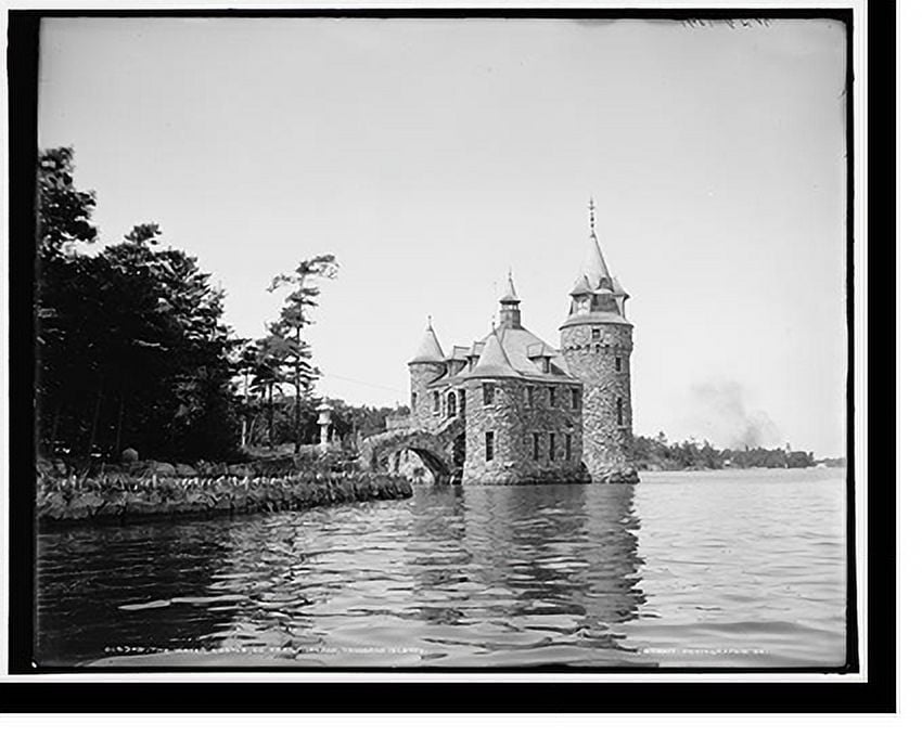 Historic Print, The water castle on Heart Island, Thousand Islands, 16