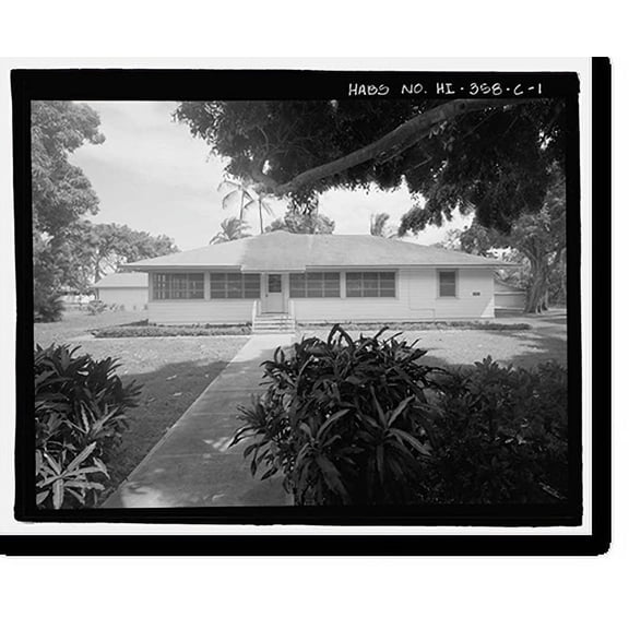 Historic Print, U.S. Naval Base, Pearl Harbor, Naval Housing Area Pearl City Peninsula, House & Garage, 346 Laniwai Avenue, Pearl City, Honolulu County, HI, 18" x 24"