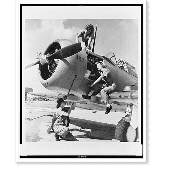 Historic Print, WAVES help keep the Navy's planes flying, 18" x 24"