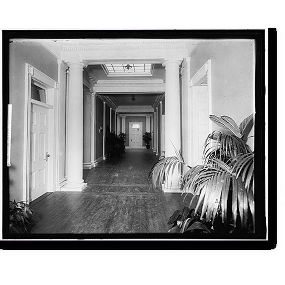 Historic Print, WHITE HOUSE. CORRIDOR, 18" x 24"