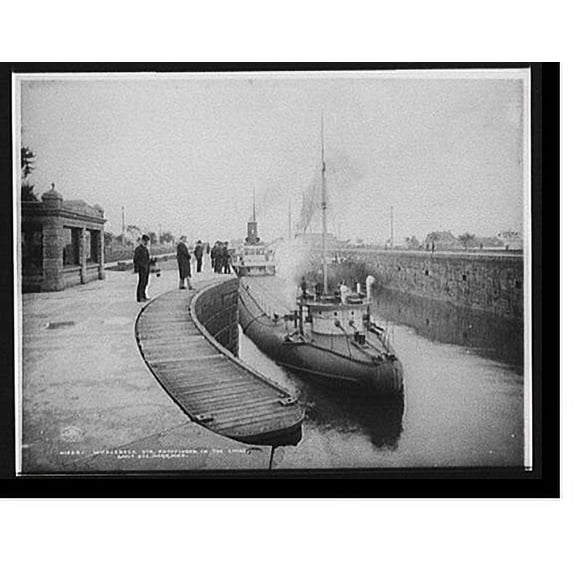 Historic Print, Whaleback Str. Pathfinder in the locks, Sault Ste. Marie, Mich., 18" x 24"