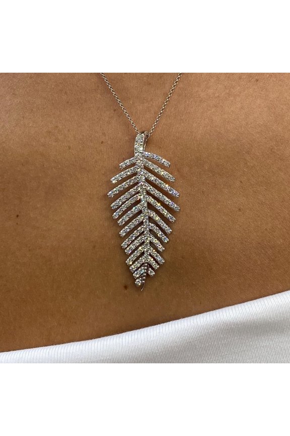 Luxurious 14k White Gold Finish Round Cut CZ Leaf Design Pendant