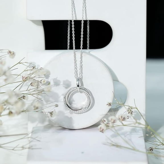 Hitanshu Jewels Round Interlocking Circle CZ Pendant Necklace in Sterling Silver