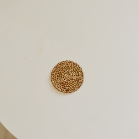 Hkapeg Rattan Woven Mat Natural Brown Round Coaster Trivet Heat Insulation for Table Desktop Kitchen Pot Holder Room Decor 6.3x6.3 Inch for Gifts