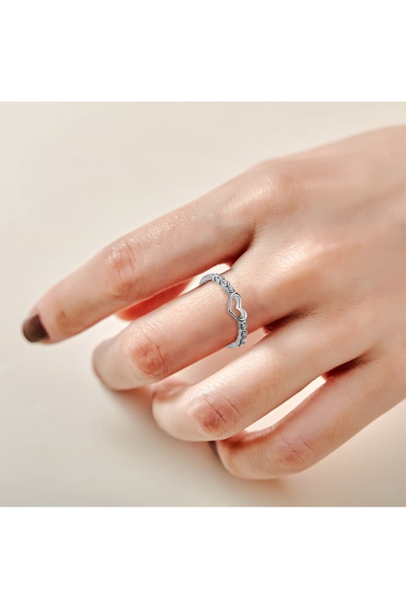 Heart Crystal Promise Ring Women Hollow Love Band Anniversary Wedding Jewelry Romantic Valentine's Day Gift for Wife Mom Birthday Present Fashion Keepsake