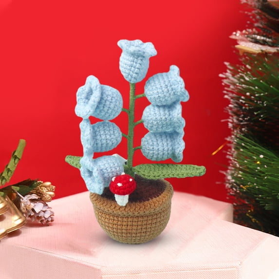 Hmgxay Knitted Decorative Plant, Crocheted Home Decor Plant, Handcrafted Potted Succulent, Cute Indoor Greenery Ornament(Blue)