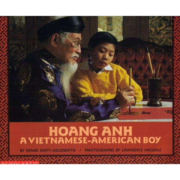 Pre-Owned Hoang Anh a Vietnamese American Boy Paperback