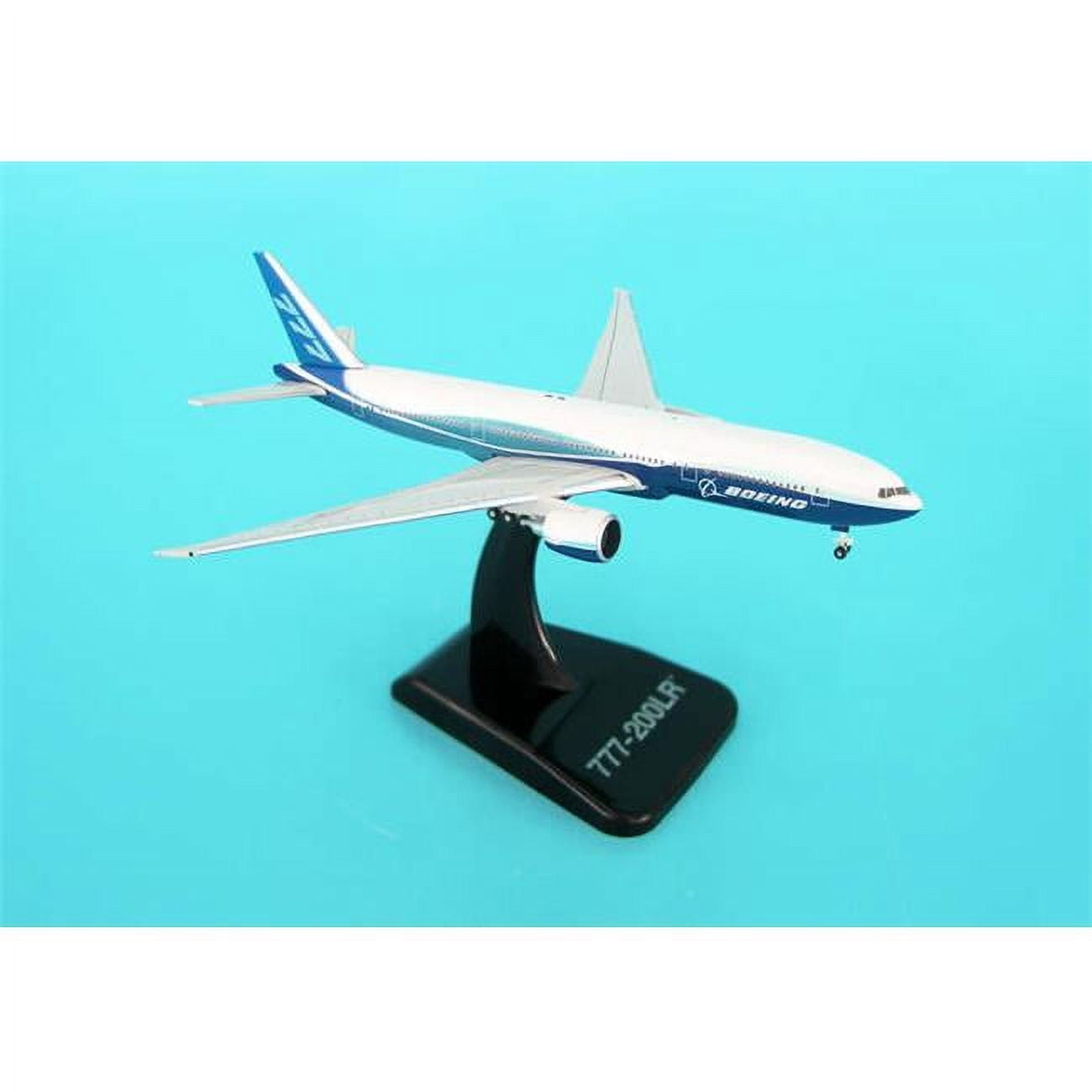 Boeing House 777-9X w/stand no gears Hogan HG11021 scale 1