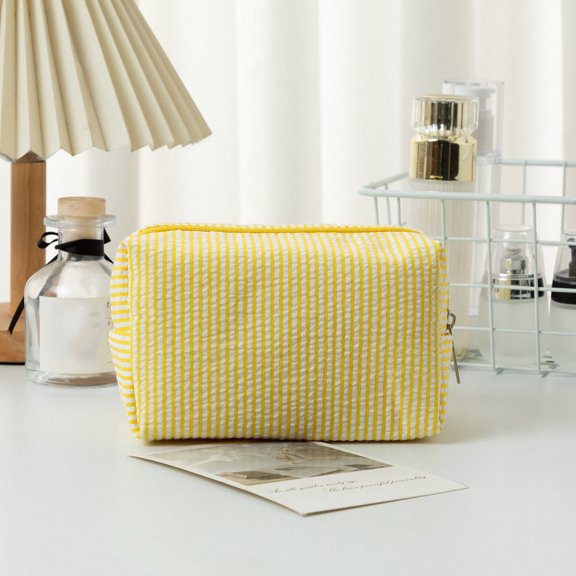 Hohaski Cute Makeup Bag Mini Cosmetic Pouch Cake Design Toiletry