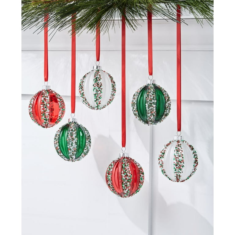 Christmas Cheer Ornament Set