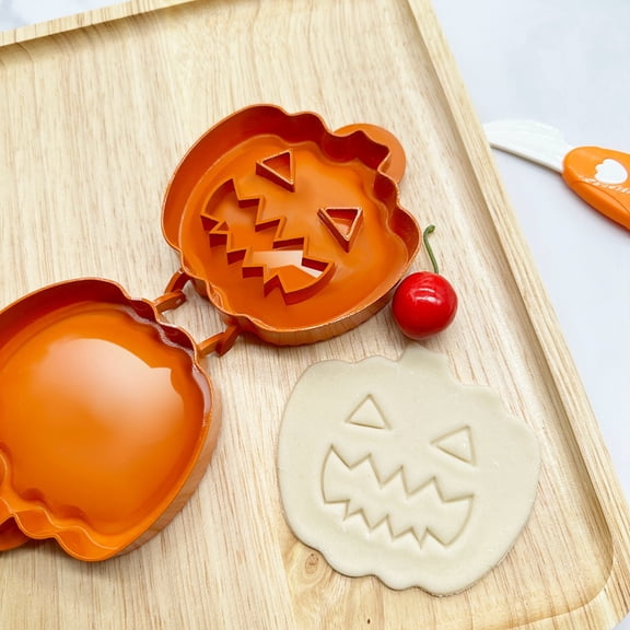 Holiday Mini Pie Mold, Hand Pie Press Mold Maker for Baking, Party Potluck Hand Pie Molds, Pumpkin Cookie Cutters, for Festivals and Parties (1Pcs)
