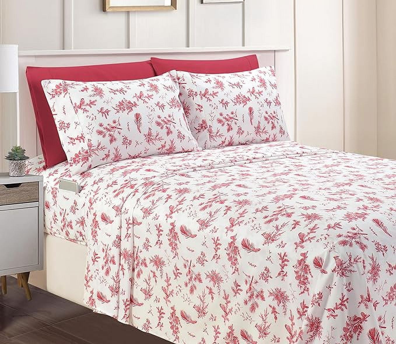Holiday Pattern 6-Piece Luxury Soft Bed Sheets, 1500 Premium Hotel Quality Microfiber, Wrinkle & Fade Resistant Bedding Set, Queen, Cardinal