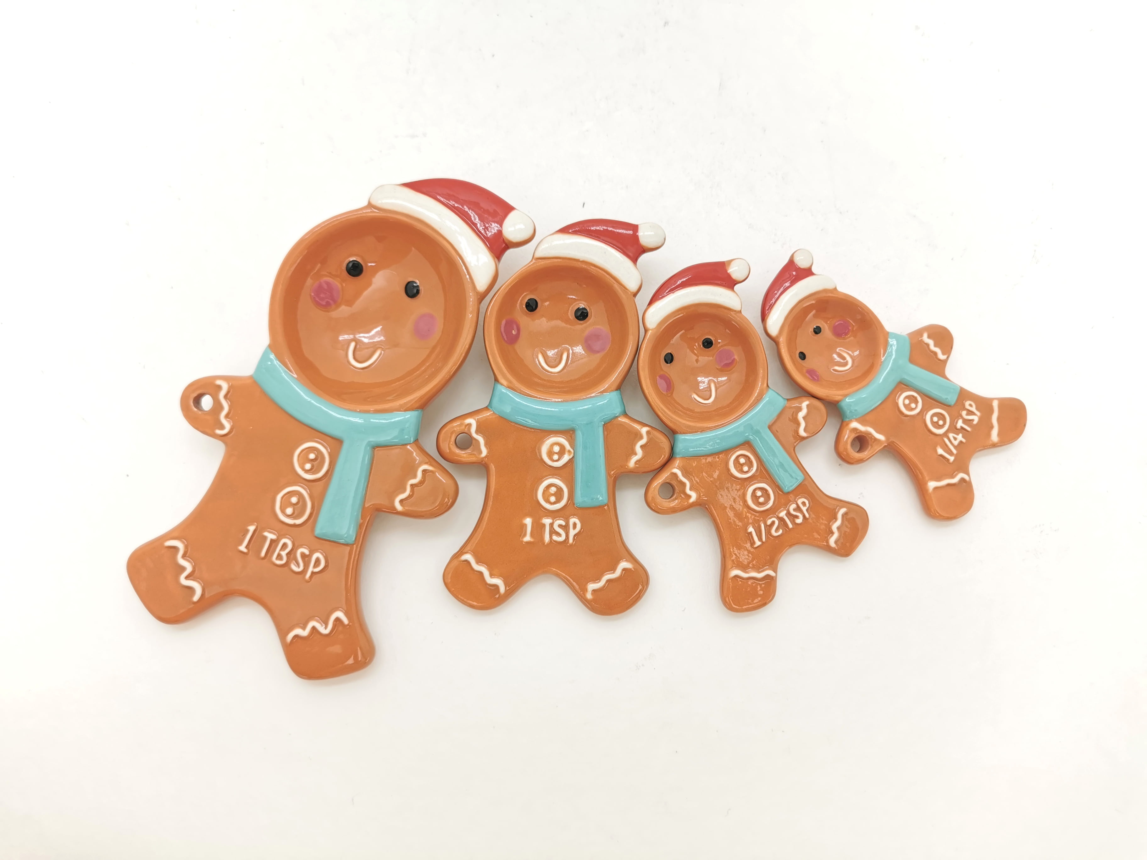https://i5.walmartimages.com/seo/Holiday-Time-Gingerbread-Man-Measuring-Spoons-Earthenware_bd39eb37-83d5-4116-a100-b1ca0f2afbe8.783b08cdbe6ab1c8eec586311a8bc764.jpeg