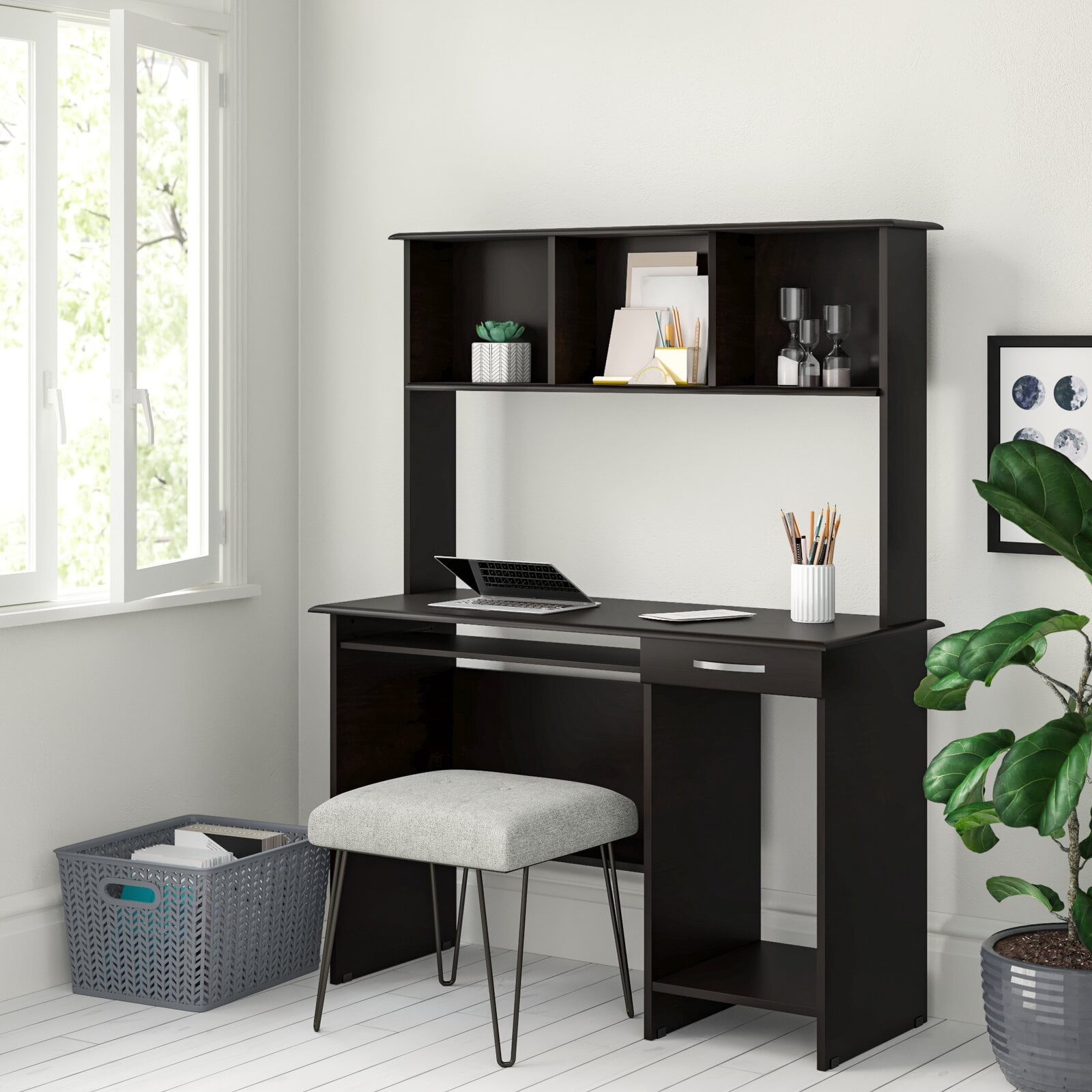 Hollins desk with hutch deals