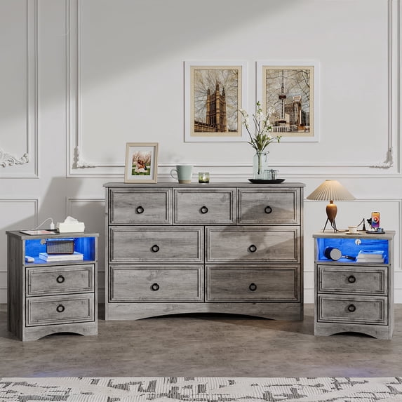 Holliwill Dresser Nightstands Set, 3 Pieces Bedroom Furniture Set, Wide 7 Drawer Dresser and 2 Drawer Nightstand with LED & Outlets, Grey