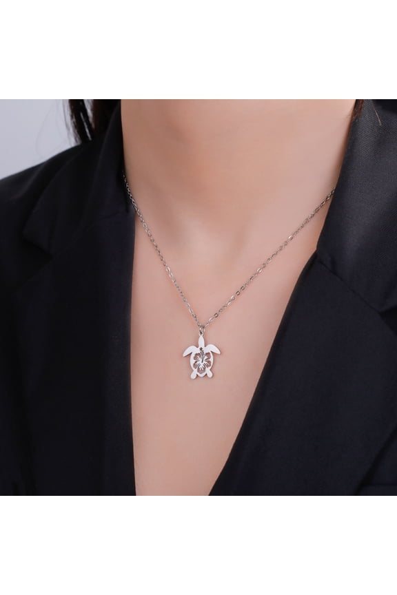 Hollow Turtle Pendant Necklace for Women's Cute 14K Yellow Gold Turtle Pendant Animal Jewelry Boutique Chain Anniversary Gift