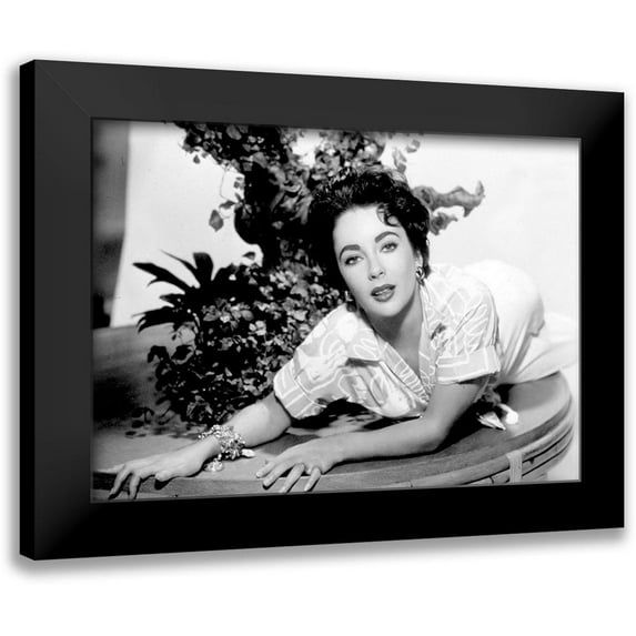 Hollywood Photo Archive 24x18 Black Modern Framed Museum Art Print Titled - Elizabeth Taylor
