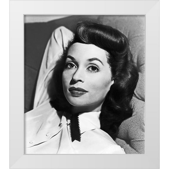 Hollywood Photo Archive 26x29 White Modern Wood Framed Museum Art Print Titled - Lilli Palmer