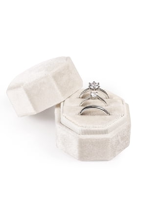 Velvet Ring Box for Wedding Ceremony, 3 Slots Octagonal Velvet Jewelry Ring Box for Proposal Engagement Wedding