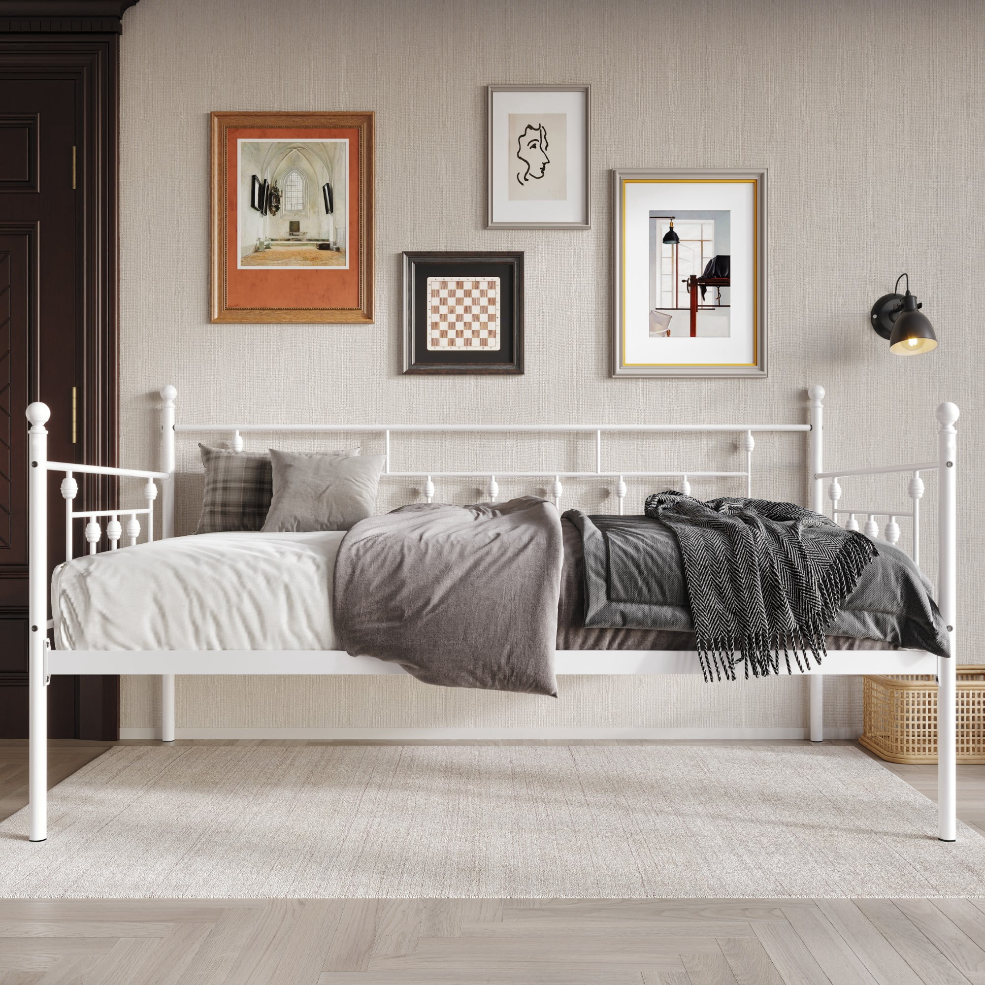 Home Design Aine Twin Metal Daybed with Victorian-Style Frame, Rounded Finials, Durable Slats, Stylish and Functional for Bedroom or Guest Room, White
