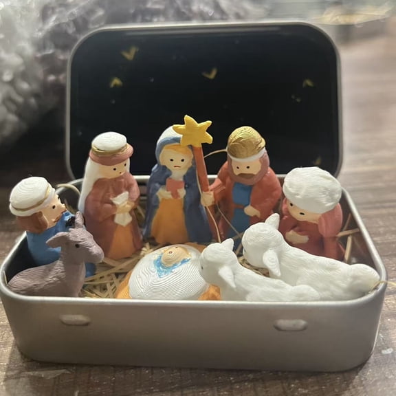 Home Desk & Office Decor: 3D Mini Christmas Nativity Set in Tin Box Portable Pocket Birth of Jesus Ornament with Holy Family, Sheep & Jesus Figurines