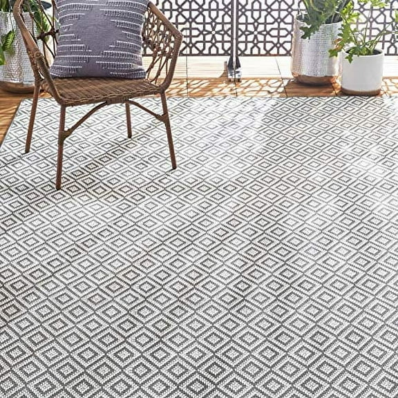 Home Dynamix Tripoli Lydia Modern Diamond Indoor/Outdoor Area Rug, Grey/Cream, 6'6"x9'6"