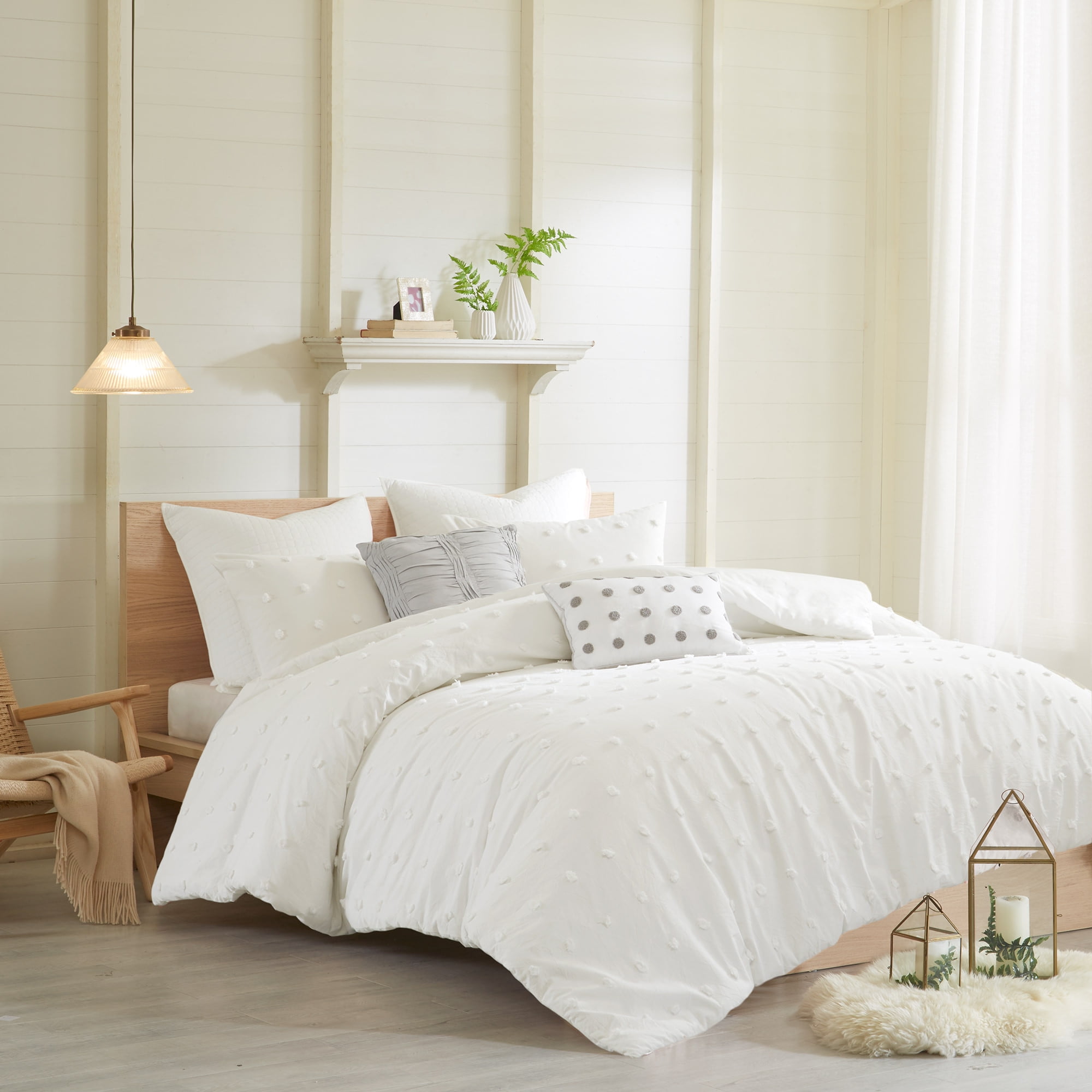 Off-White Cotton Jacquard Full/Queen Duvet Cover Set with Decorative Pillows