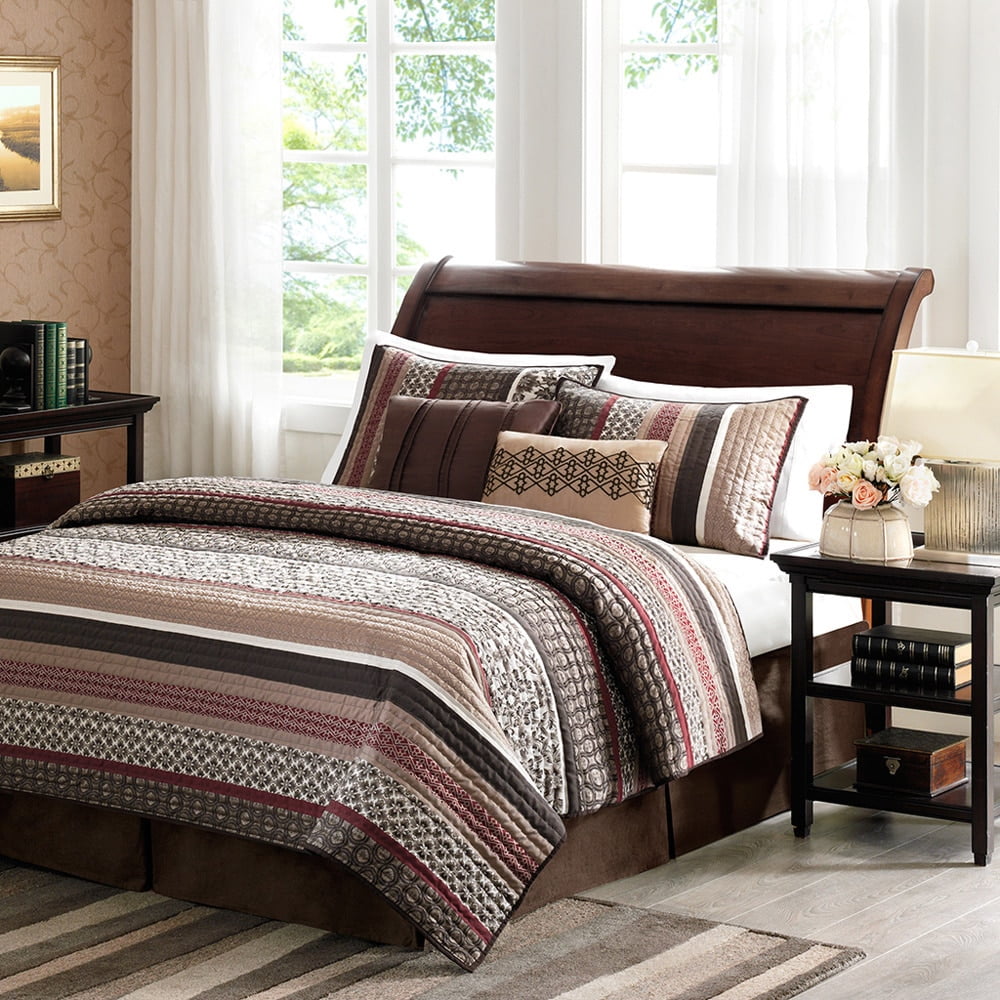 Red and Brown Reversible Cotton Jacquard Quilt Set