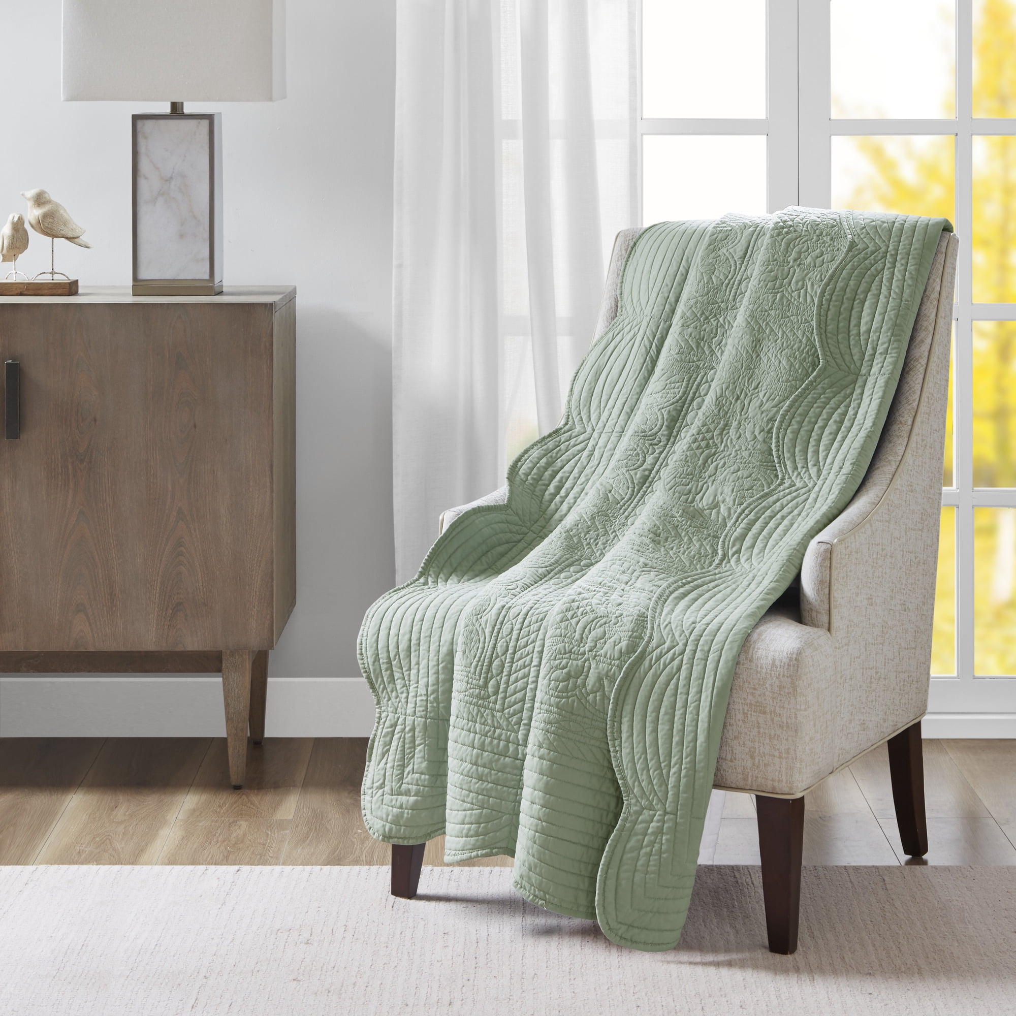 Home Essence Marino Oversized Quilted Throw with Scalloped Edges ...