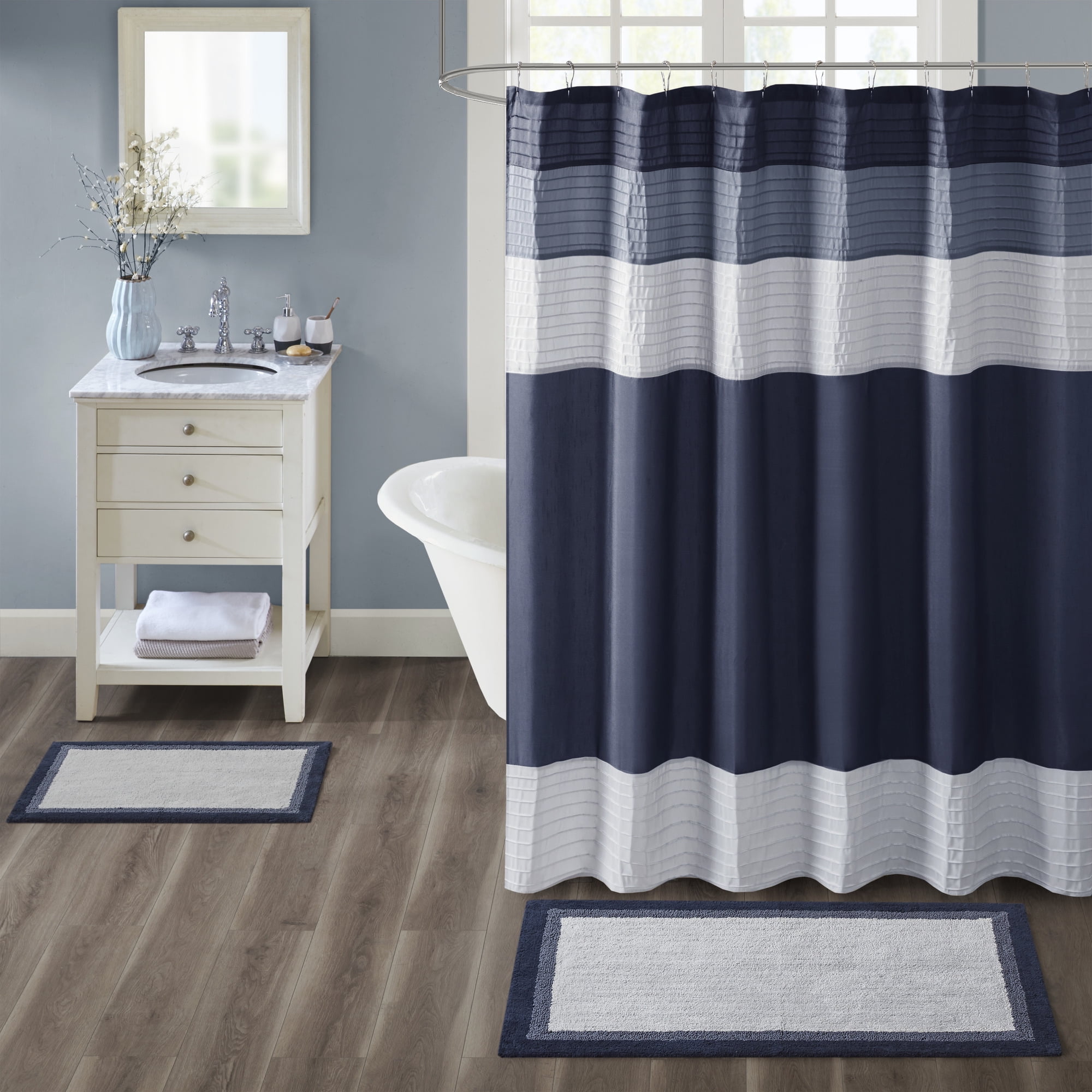 Gray and Navy Cotton Tufted Border Bath Rug