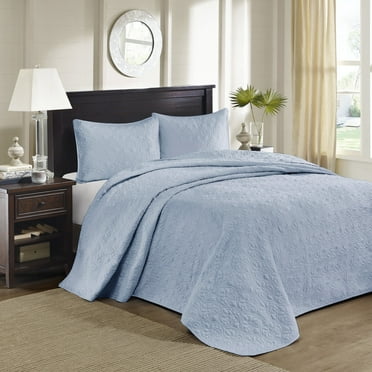 Regency Heights Quebec 3 Piece Bedspread Set Lightweight Reversible Bedding Set, Queen, Blue