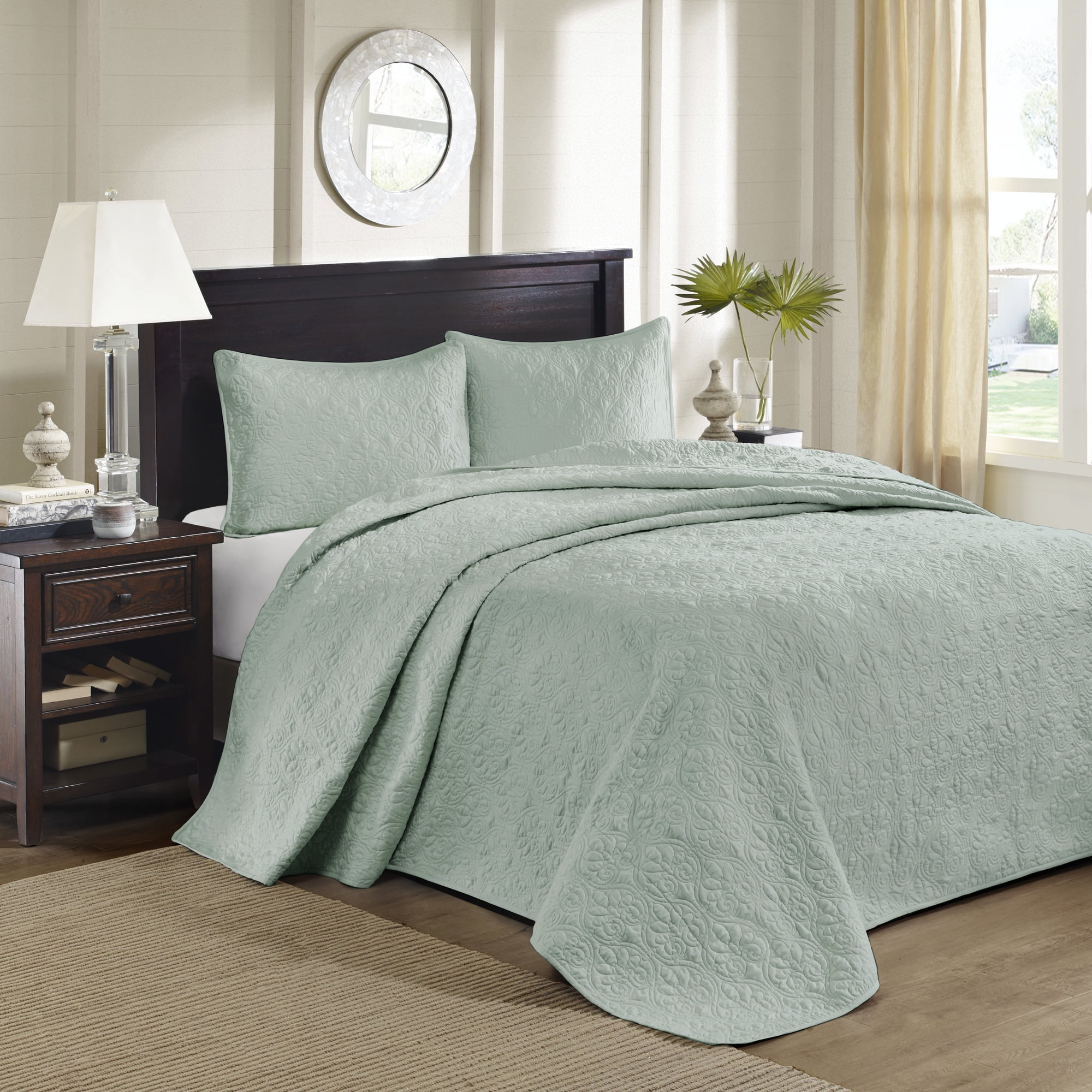 Seafoam Full Reversible Microfiber Bedspread Set