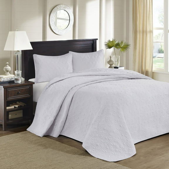 Regency Heights Quebec 3 Piece Bedspread Set Lightweight Reversible Bedding Set, King, White