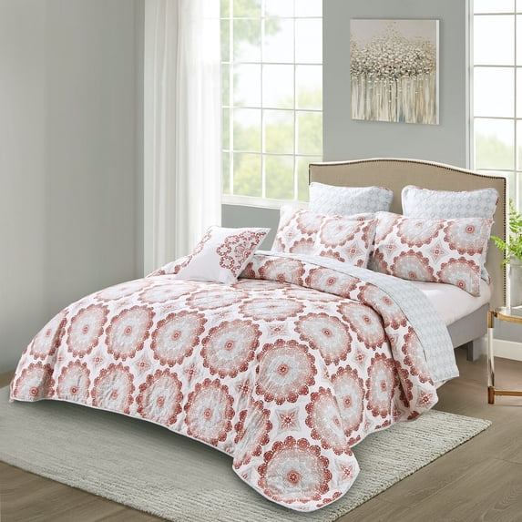 Home Soft Things 7 Piece Printed Microfiber Quilts Bedspread Set - Delia - Queen (90" x 90")