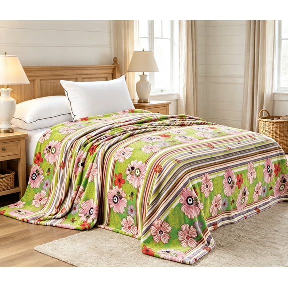 Home Soft Things Blossom Flowers Print Flannel Fleece Blanket - Green - Twin (60" x 90")
