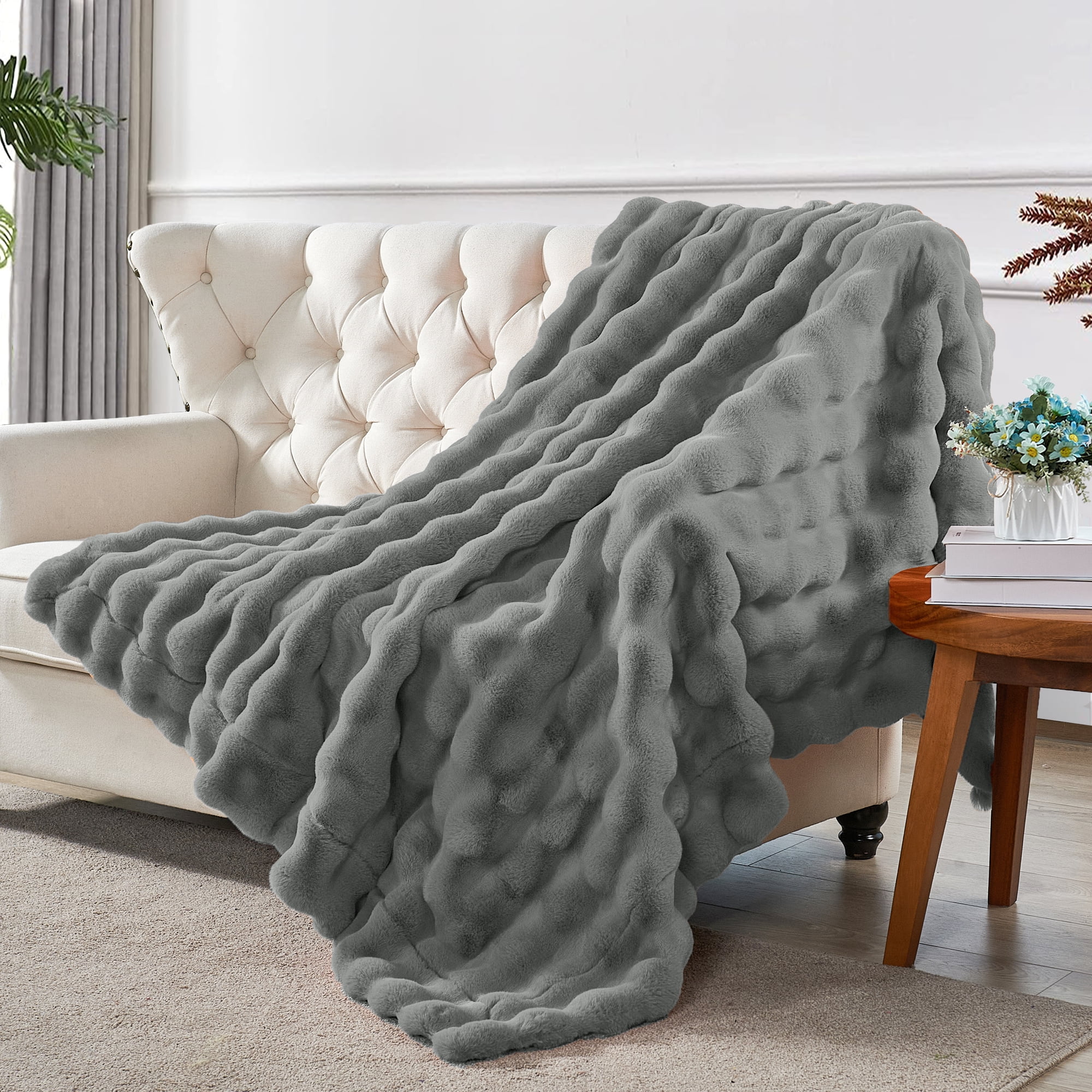 Cozy Grey Faux Fur Reversible Throw Blanket 50" x 60"