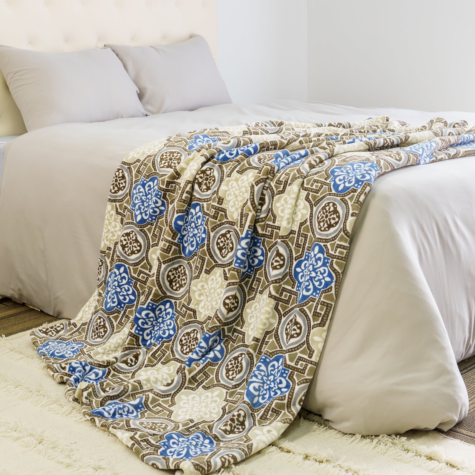 Moonlight Blue Knitted Microfiber Baby Throw Blanket