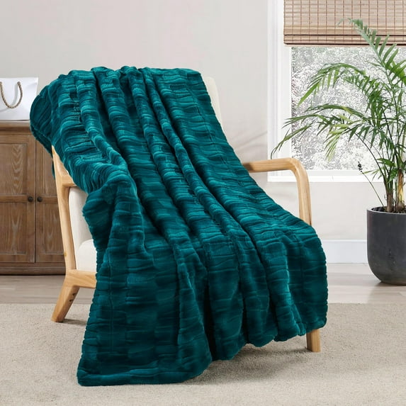 Home Soft Things Leaf Pattern Faux Fur Throw Blanket with Micromink Back, Solid Color Fuzzy Super Soft Cozy Plush Throw, 50x60 inches, Teal