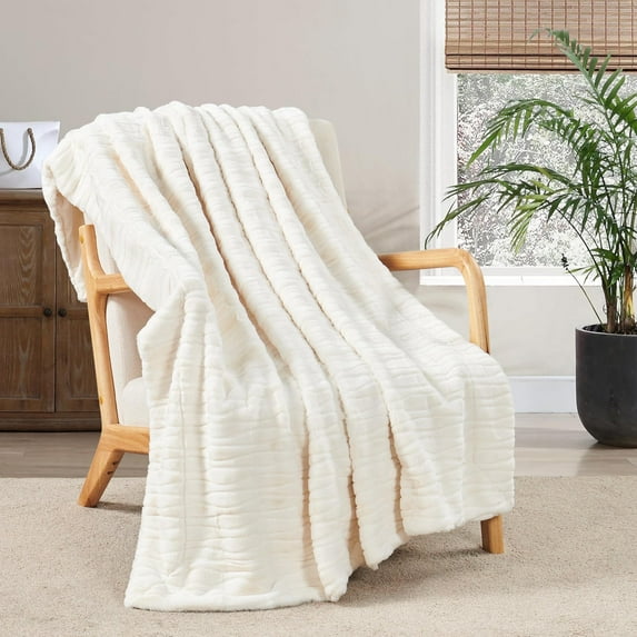 Home Soft Things Leaf Pattern Faux Fur Throw Blanket with Micromink Back, Solid Color Fuzzy Super Soft Cozy Plush Throw, 50x60 inches, White