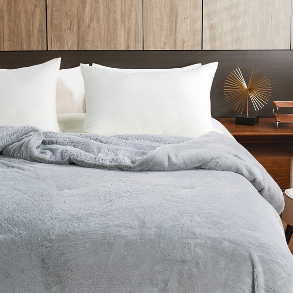 Home Soft Things Plain Faux Fur & Sherpa Backing Blanket-Silver Grey-86''x92''