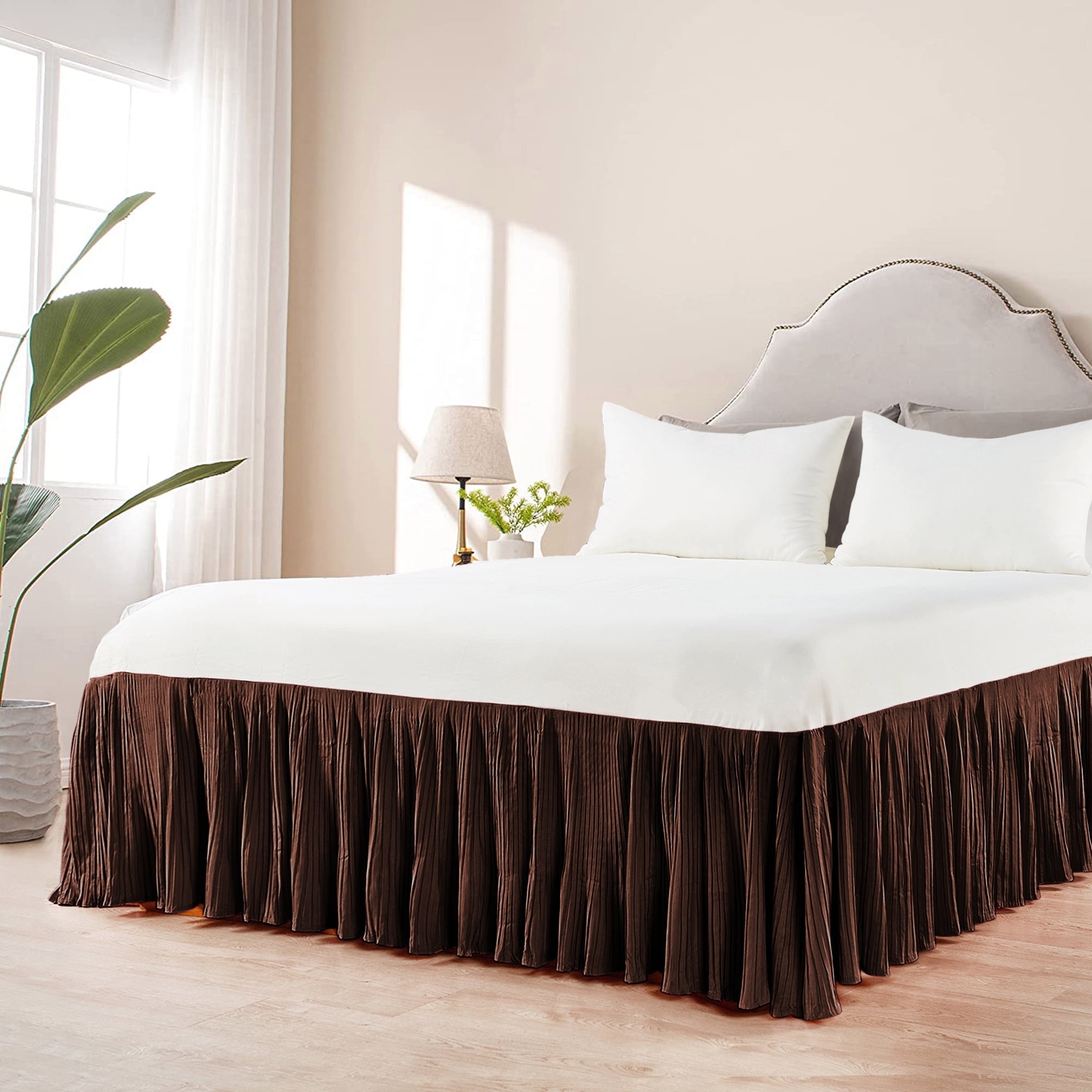 King Chestnut Polyester Pleated Bed Skirt with 18" Drop