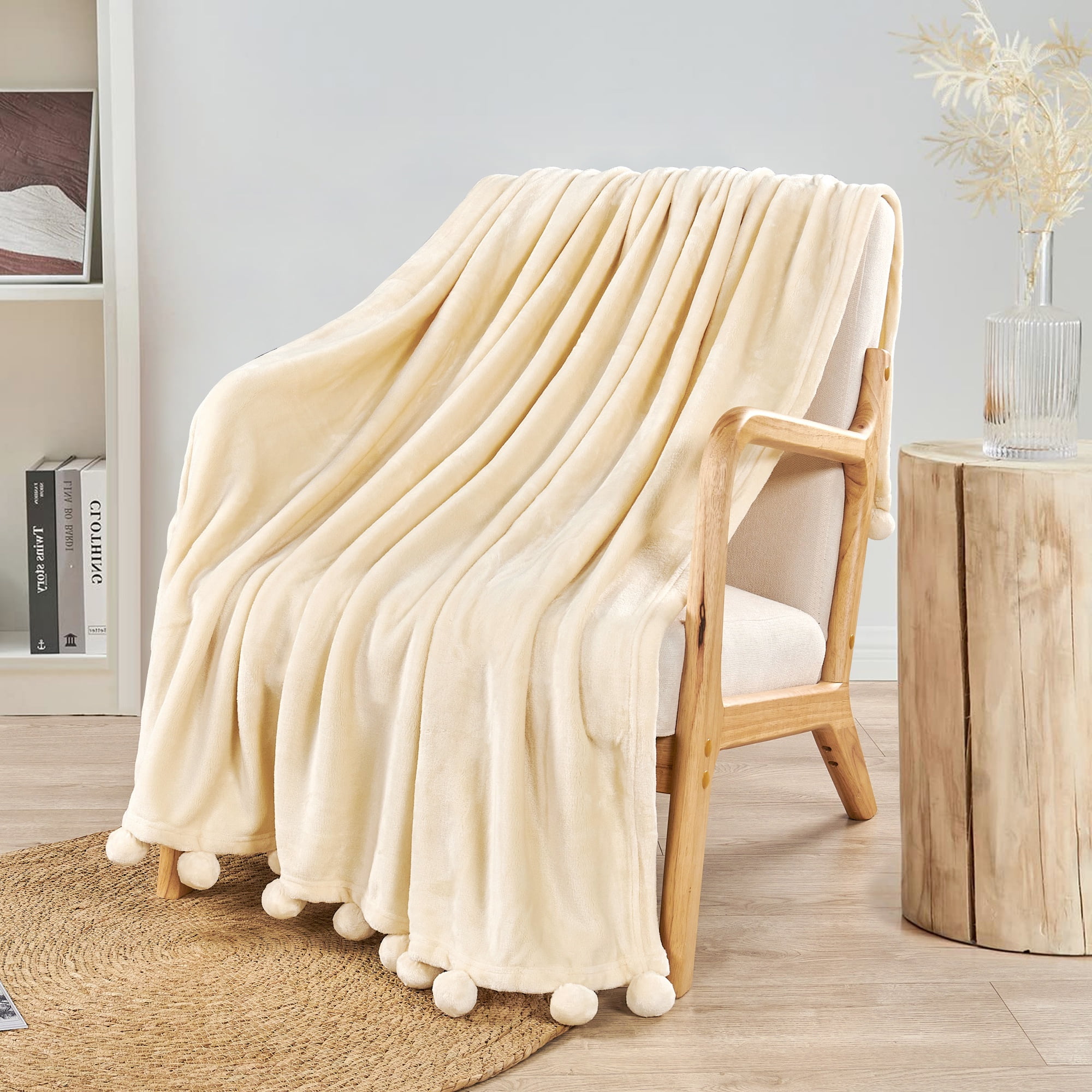 Antique White Sherpa & Fleece Reversible Kids' Throw 60" x 80"