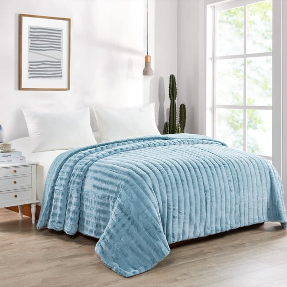 Home Soft Things Super Soft Decorative Throw Blanket Bed Cover- Arona - Oversize (118" x 95")
