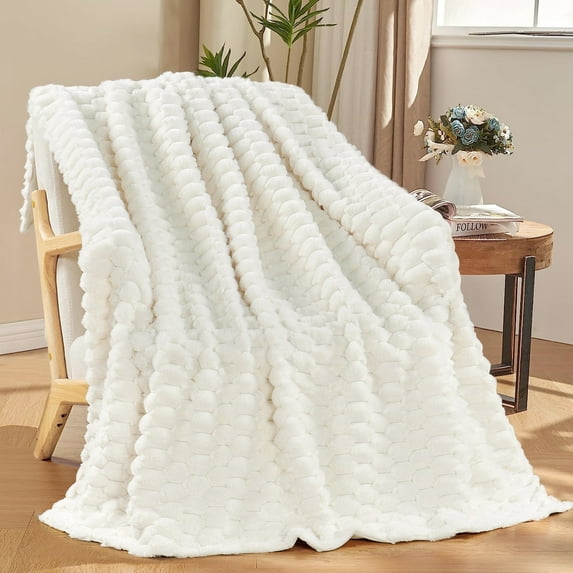 Home Soft Things Textured Faux Fur Throw Blanket Luxury Soft Cozy Plush Fluffy Fuzzy Reversible Thick Warm Throw Blanket, 60x70 inches, Jacquard Hexagon