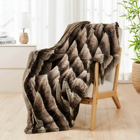Home Soft Things Tip Printing Light Faux Fur Throw - Meru Stripe Carafe - 50" x 60"