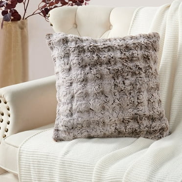 Home Soft Things Variegated Faux Fur Pillow Covers, 1 piece, 20"x20", Coffee