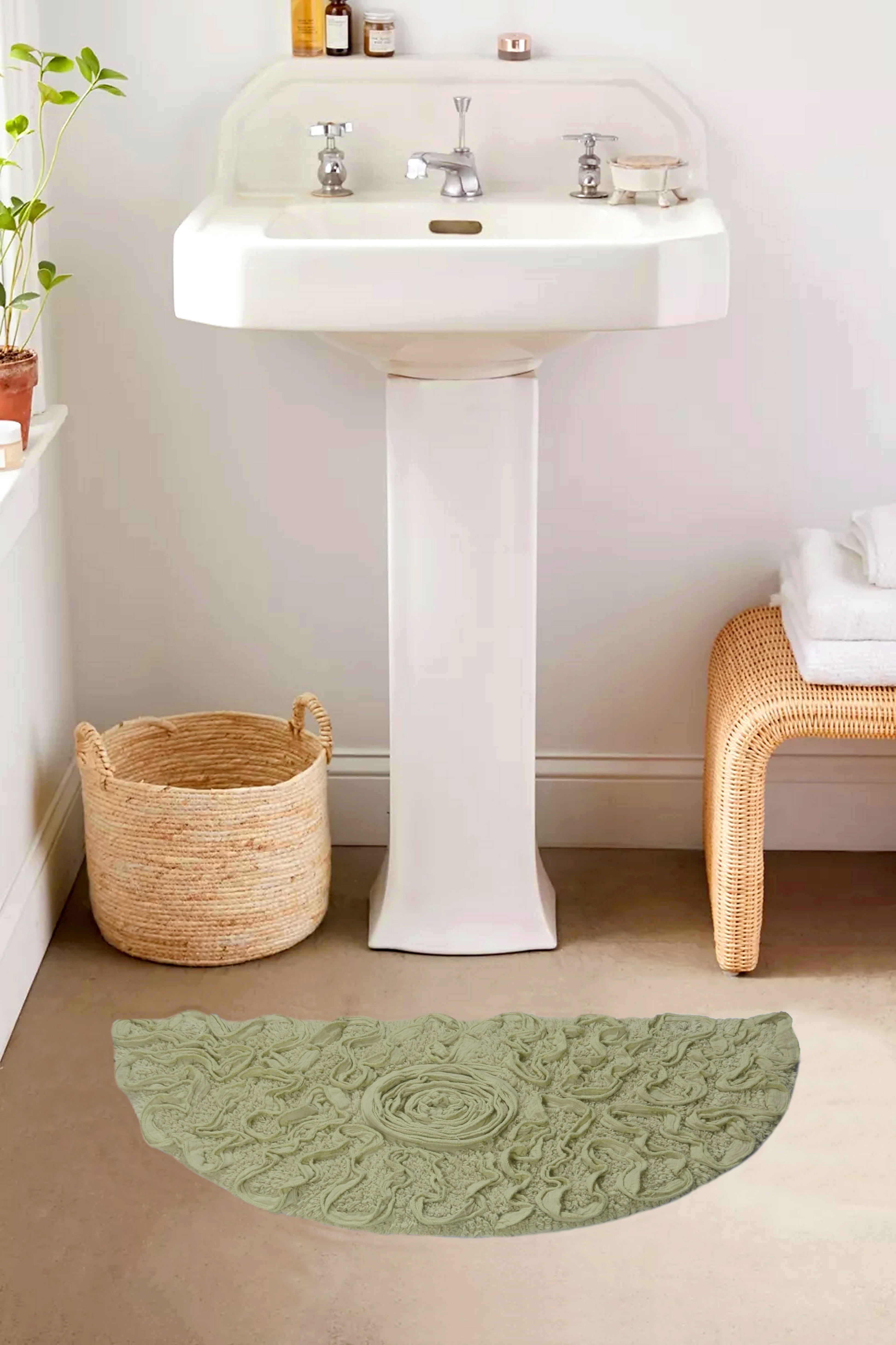 Home Weavers Bell Flower Bathroom Rug 100% Cotton Tufted U Shape Slice Rug, Soft Absorbent Bath Rugs, Non-Slip Bath Rug, Machine Washable, Bath Rugs for Bathroom, 17"x30" Slice Rug, Green
