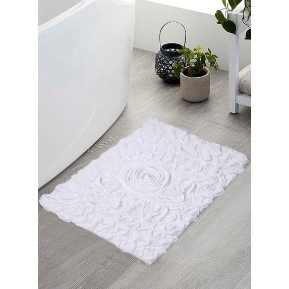 Home Weavers Bell Flower Collection Bath Rug, 100% Cotton Tufted, Soft & Absorbent, Non-Slip, 17"x24" Rectangle, Green